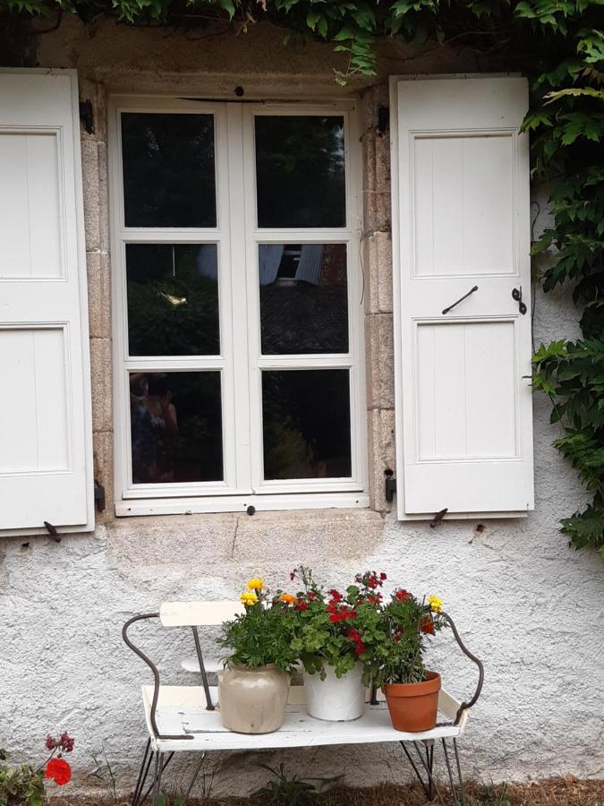 Chez Mialaret Bed & Breakfast Tourniac Bagian luar foto